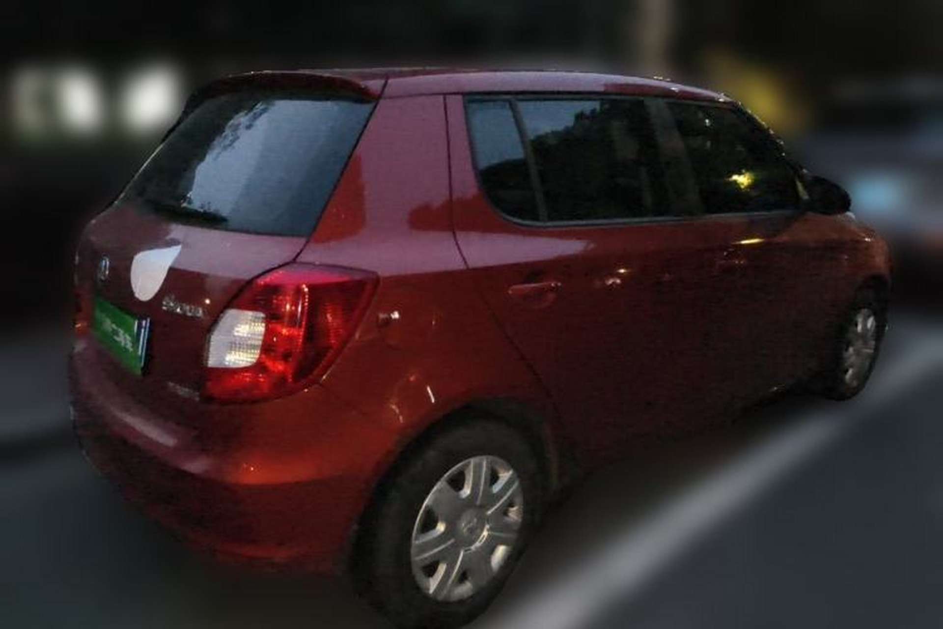 Used Skoda Fabia 2014 1.4L Automatic Crystal Edition Rear Right 45 Deg