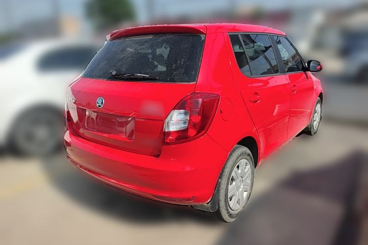 Used Skoda Fabia 2014 1.4L Manual Crystal Edition Rear Right 45 Deg