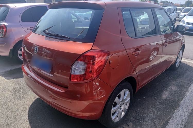 Used Skoda Fabia 2014 1.4L Manual Jingling Edition Rear Right 45 Deg