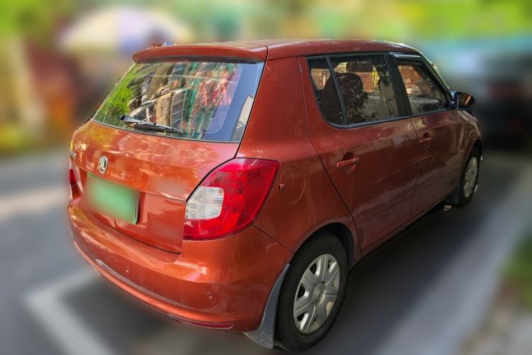 Used Skoda Fabia 2014 1.4L Manual Crystal Edition Rear Right 45 Deg