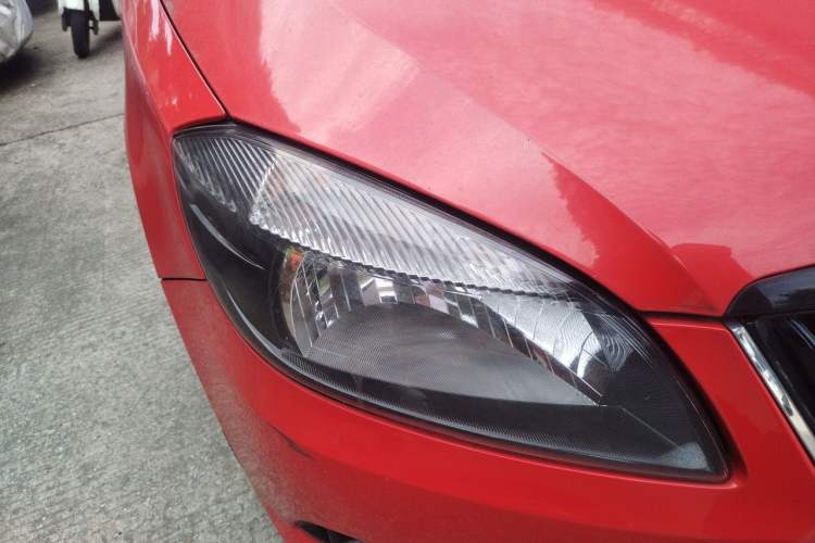 Used Skoda Fabia 2014 1.6L Automatic Sport Edition Right Front Headlight