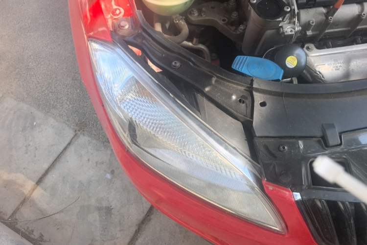 Used Skoda Fabia 2014 1.4L Manual Jingling Edition Right Front Headlight