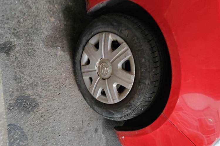 Used Skoda Fabia 2014 1.4L Manual Crystal Edition Right Front Wheel Hub