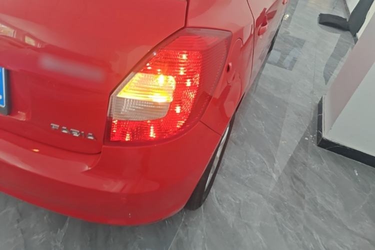 Used Skoda Fabia 2014 1.4L Automatic Crystal Edition Right Rear Taillight
