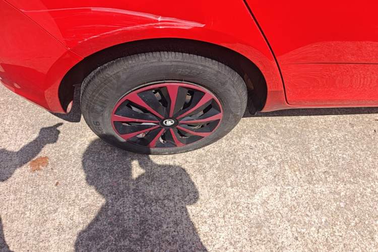 Used Skoda Fabia 2014 1.4L Automatic Crystal Edition Right Rear Wheel Hub