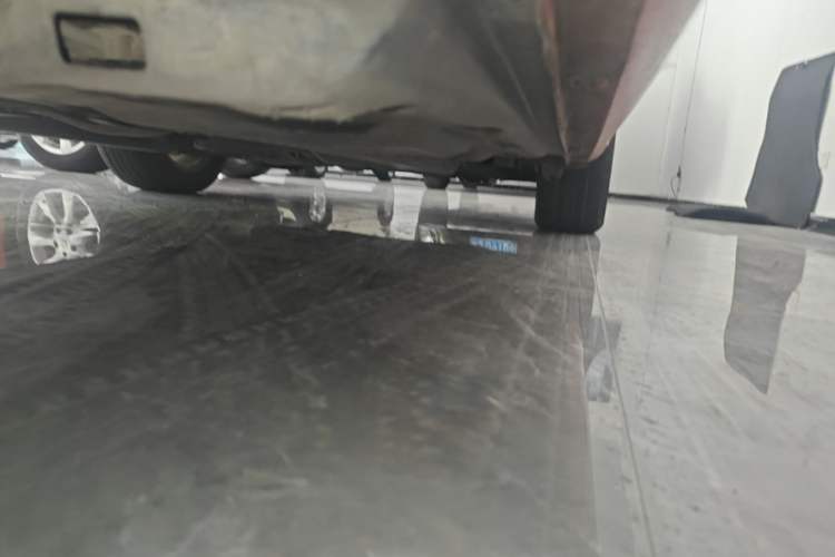 Used Skoda Fabia 2014 1.4L Automatic Crystal Edition Right Side Sill