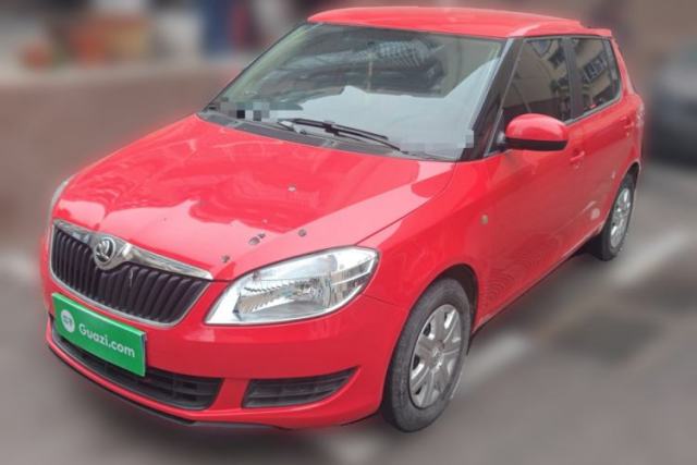 Used Skoda Fabia 2014 1.4L Manual Crystal Edition