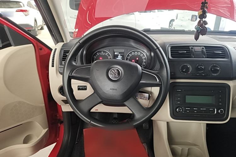 Used Skoda Fabia 2014 1.4L Manual Jingling Edition Steering Wheel