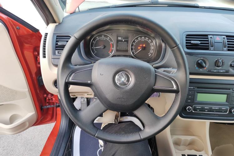 Used Skoda Fabia 2014 1.4L Manual Jingling Edition Steering Wheel