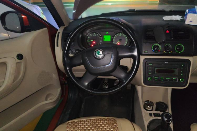 Used Skoda Fabia 2014 1.4L Manual Jingling Edition Steering Wheel