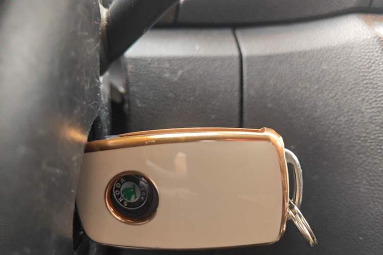 Used Skoda Fabia 2014 1.6L Automatic Sport Edition Vehicle Key