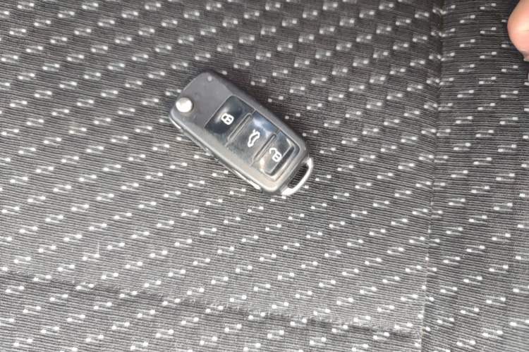 Used Skoda Fabia 2014 1.6L Automatic Sport Edition Vehicle Key