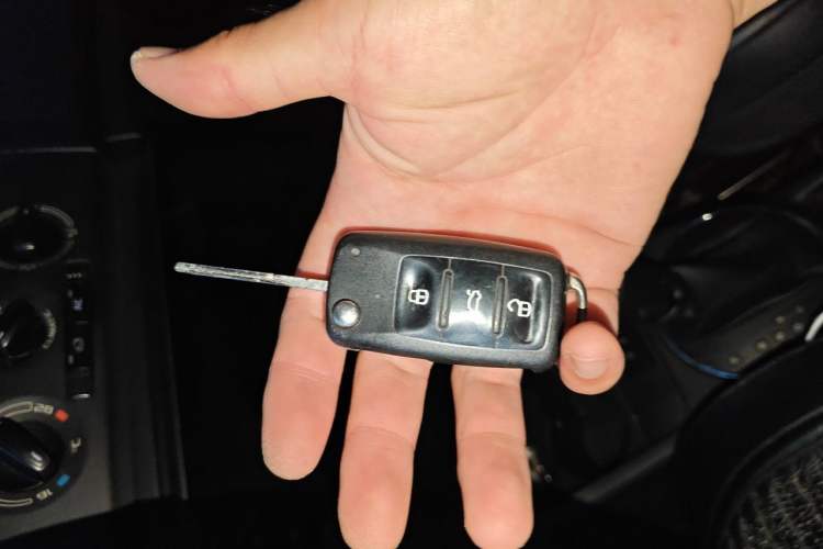 Used Skoda Fabia 2014 1.6L Automatic Sport Edition Vehicle Key