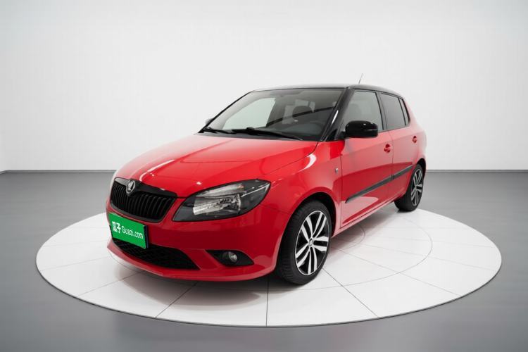 Ojetý Skoda Fabia 2014 1.6L Automatic Sport Edition Guazi used car, China used car export, Used car for sale, Used  cars, Cheapest cars for sale