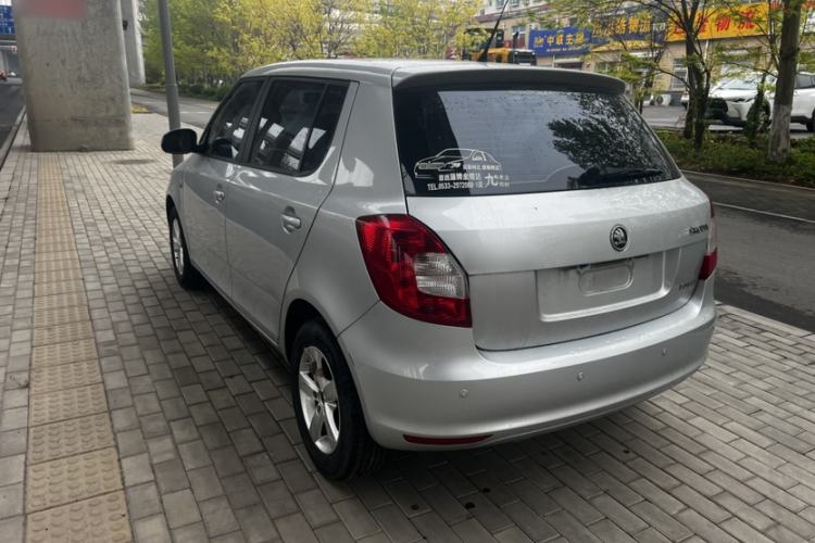 Used Skoda Fabia 2014 1.4L Manual Crystal Edition Exterior 3