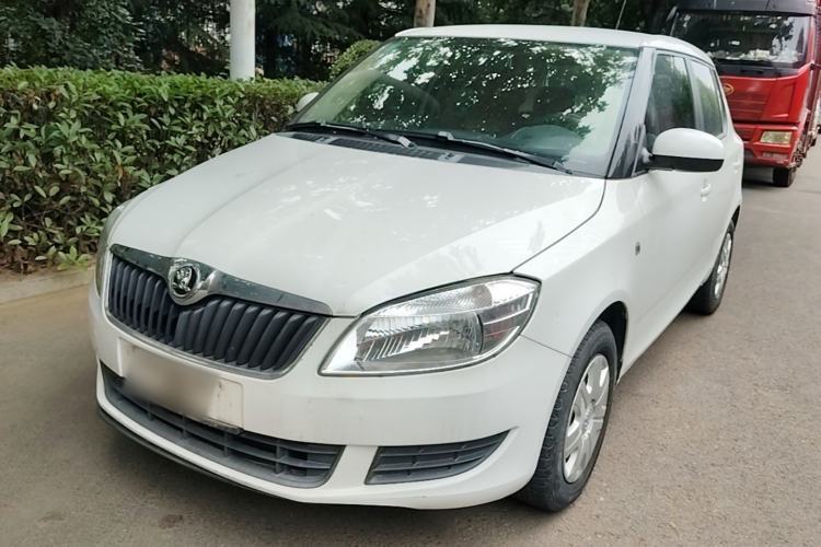 Used Skoda Fabia 2014 1.4L Automatic Crystal Edition Guazi used car, China used car export, Used car for sale, Used  cars, Cheapest cars for sale