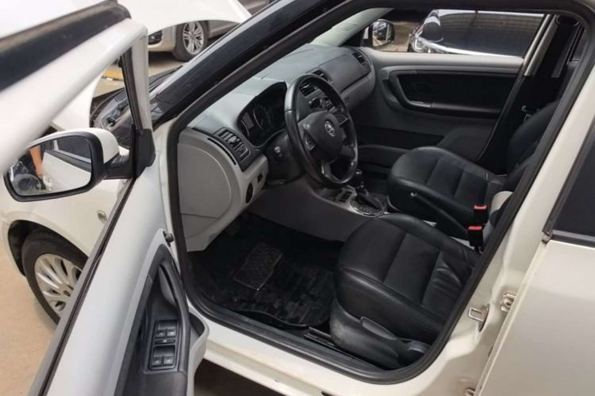 Used Skoda Fabia 2014 1.6L Automatic Crystal Edition Driver Seat