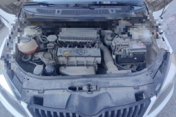 Used Skoda Fabia 2014 1.6L Automatic Sport Edition Engine Bay