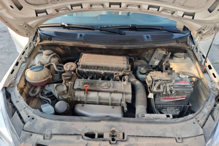 Used Skoda Fabia 2014 1.4L Manual Crystal Edition Engine Bay