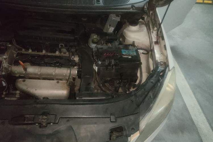 Used Skoda Fabia 2014 1.4L Automatic Crystal Edition Engine Bay Left