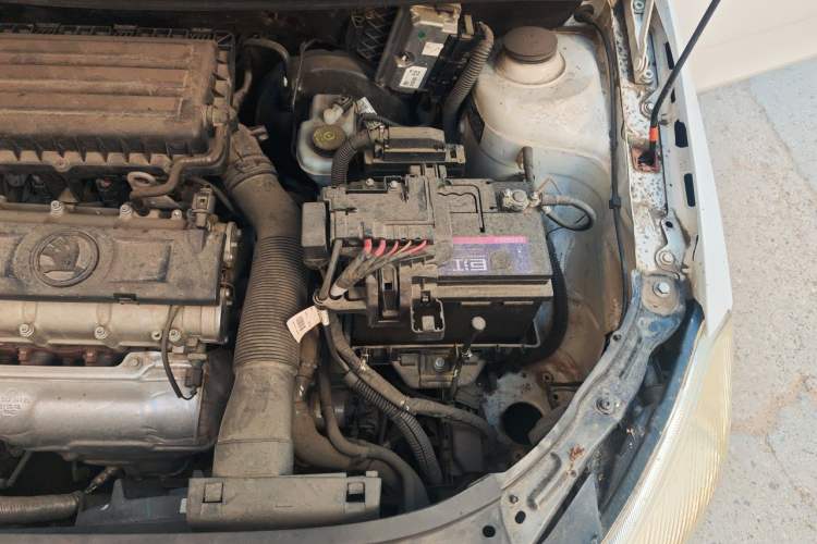 Used Skoda Fabia 2014 1.4L Automatic Crystal Edition Engine Bay Left