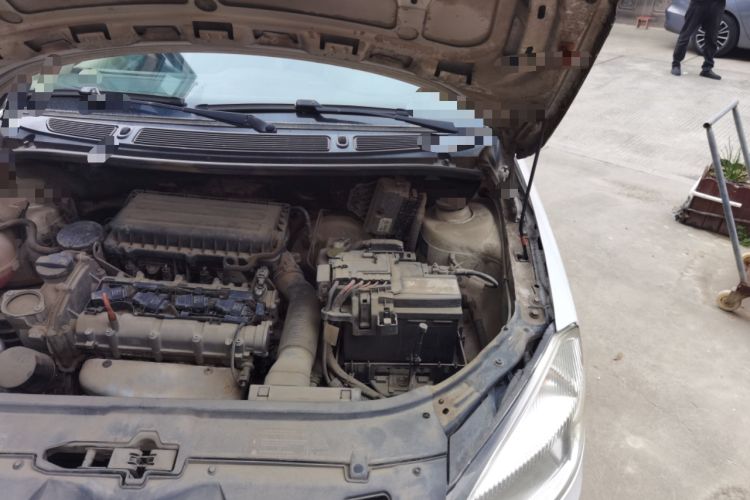 Used Skoda Fabia 2014 1.4L Automatic Crystal Edition Engine Bay Left