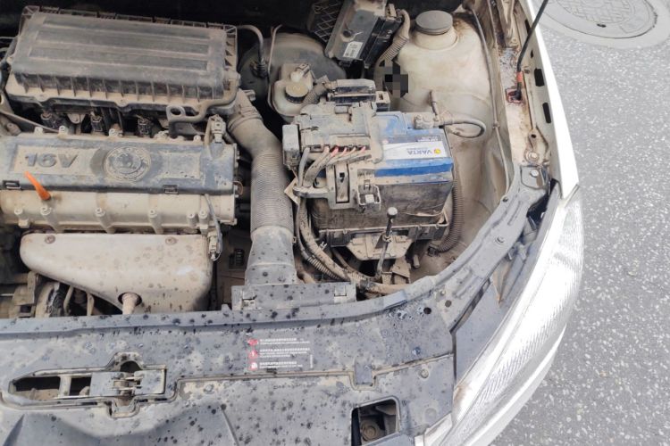Used Skoda Fabia 2014 1.4L Automatic Crystal Edition Engine Bay Left
