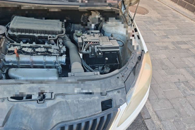 Used Skoda Fabia 2014 1.4L Automatic Crystal Edition Engine Bay Left