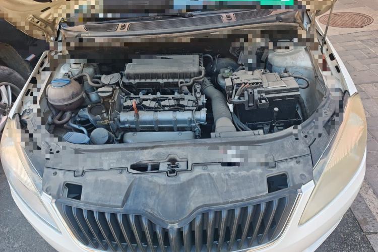 Used Skoda Fabia 2014 1.4L Automatic Crystal Edition Engine Bay