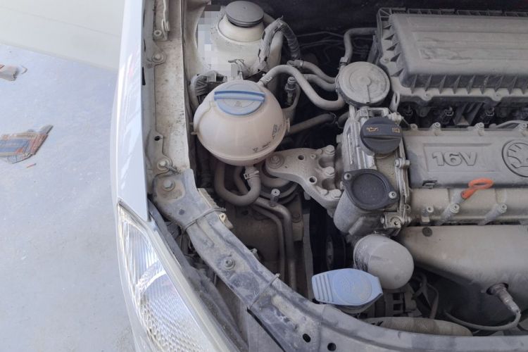 Used Skoda Fabia 2014 1.4L Automatic Crystal Edition Engine Bay Right