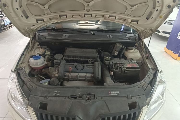 Used Skoda Fabia 2014 1.4L Manual Crystal Edition Engine Bay