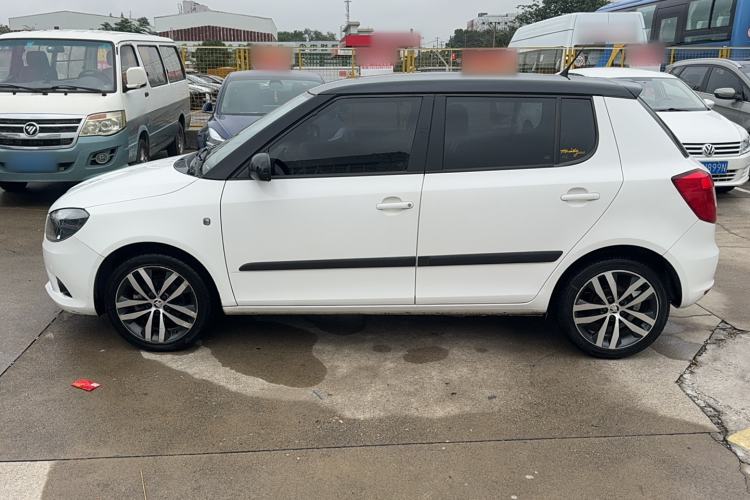 Used Skoda Fabia 2014 1.6L Automatic Sport Edition Exterior 1