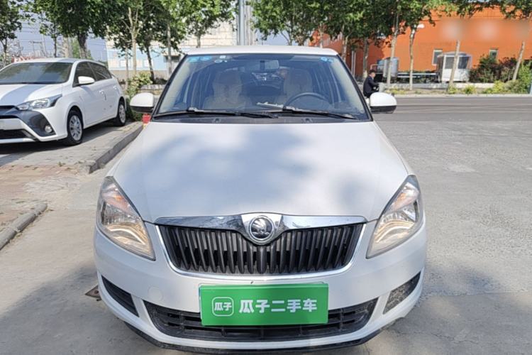 Used Skoda Fabia 2014 1.4L Manual Crystal Edition Front
