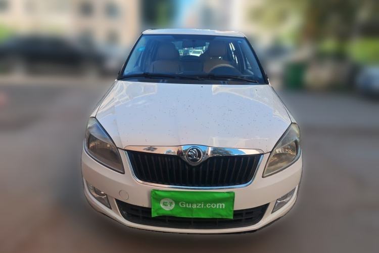 Used Skoda Fabia 2014 1.4L Automatic Crystal Edition Front
