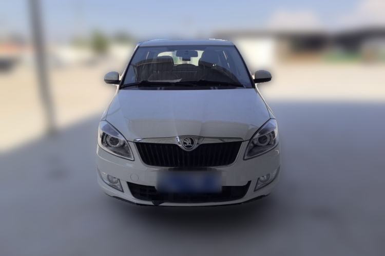 Used Skoda Fabia 2014 1.4L Automatic Crystal Edition Front