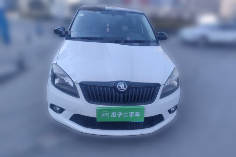 Used Skoda Fabia 2014 1.6L Automatic Sport Edition Front
