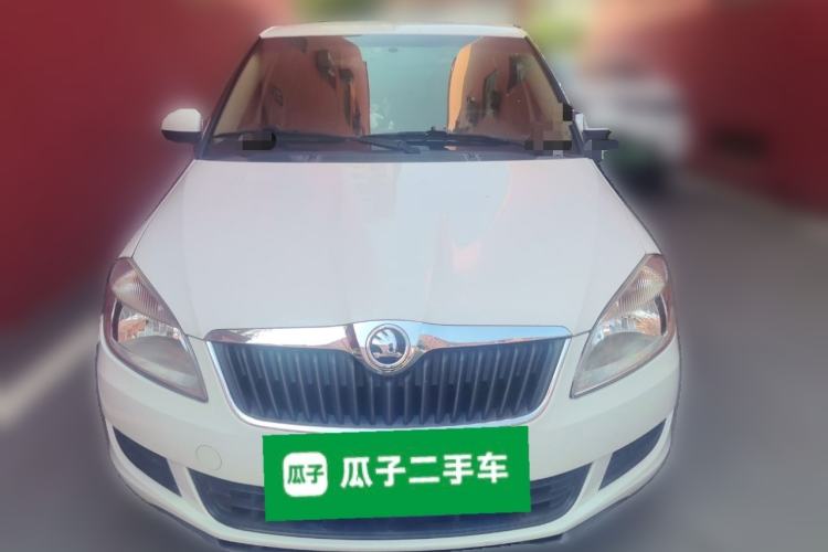 Used Skoda Fabia 2014 1.4L Automatic Crystal Edition Front