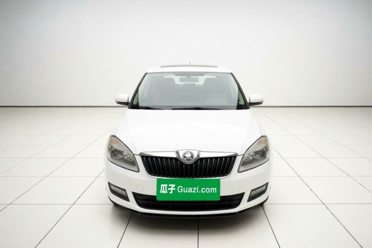 Used Skoda Fabia 2014 1.4L Automatic Crystal Edition Front