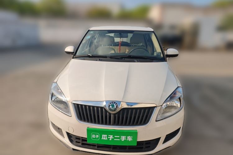 Used Skoda Fabia 2014 1.4L Manual Crystal Edition Front