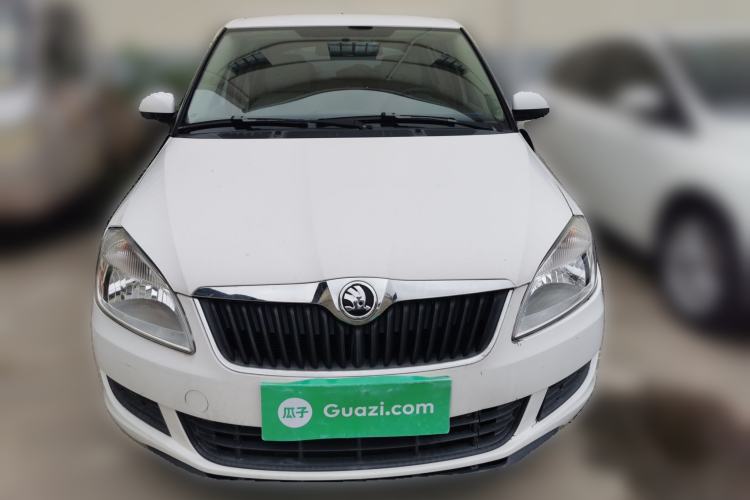 Used Skoda Fabia 2014 1.4L Manual Crystal Edition Front
