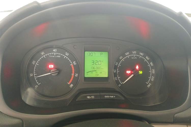 Used Skoda Fabia 2014 1.4L Automatic Crystal Edition Instrument Cluster