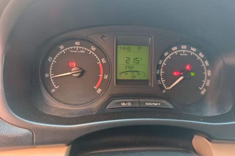Used Skoda Fabia 2014 1.4L Automatic Crystal Edition Instrument Cluster