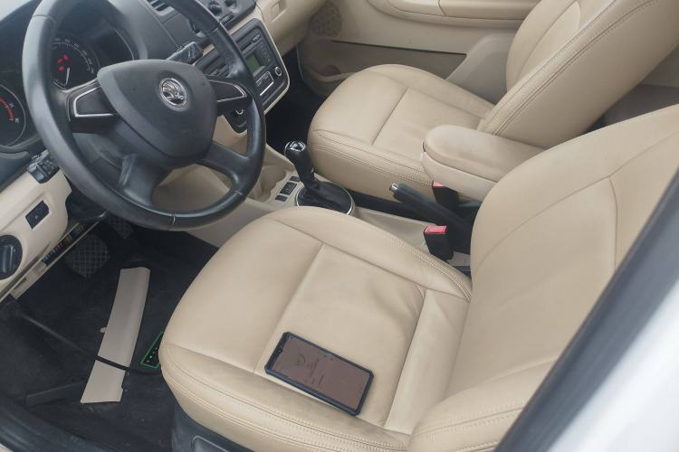 Used Skoda Fabia 2014 1.4L Automatic Crystal Edition Left Front Seat