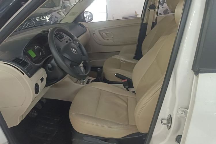 Used Skoda Fabia 2014 1.4L Manual Crystal Edition Left Front Seat
