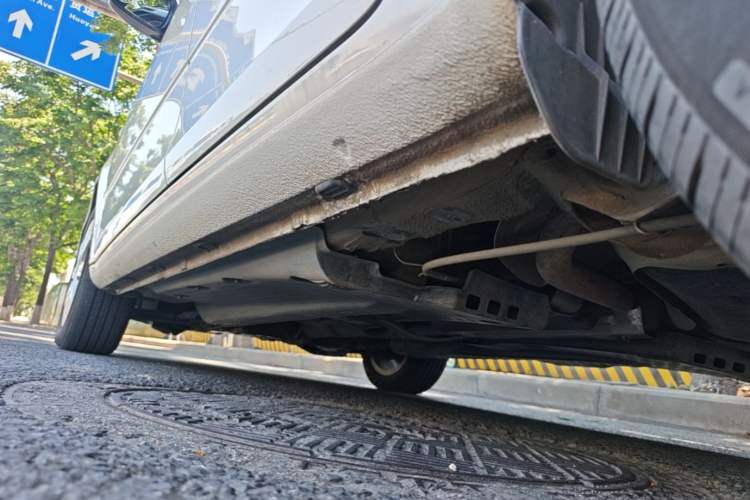Used Skoda Fabia 2014 1.4L Automatic Crystal Edition Left Side Sill