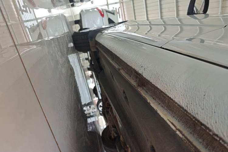 Used Skoda Fabia 2014 1.4L Automatic Crystal Edition Left Side Sill