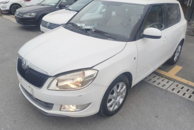 Used Skoda Fabia 2014 1.4L Automatic Crystal Edition