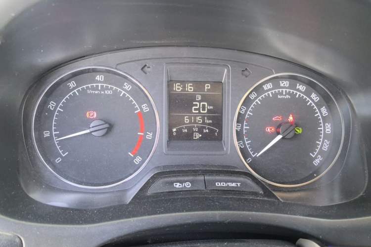 Used Skoda Fabia 2014 1.4L Automatic Crystal Edition Odometer Close Up