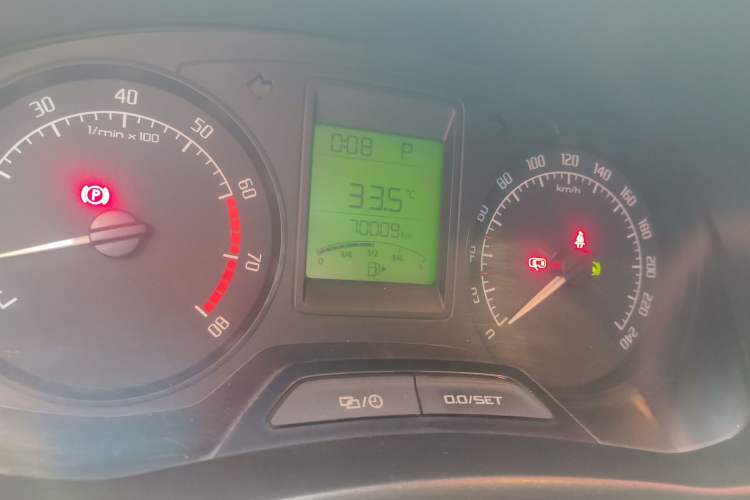 Used Skoda Fabia 2014 1.4L Automatic Crystal Edition Odometer Close Up