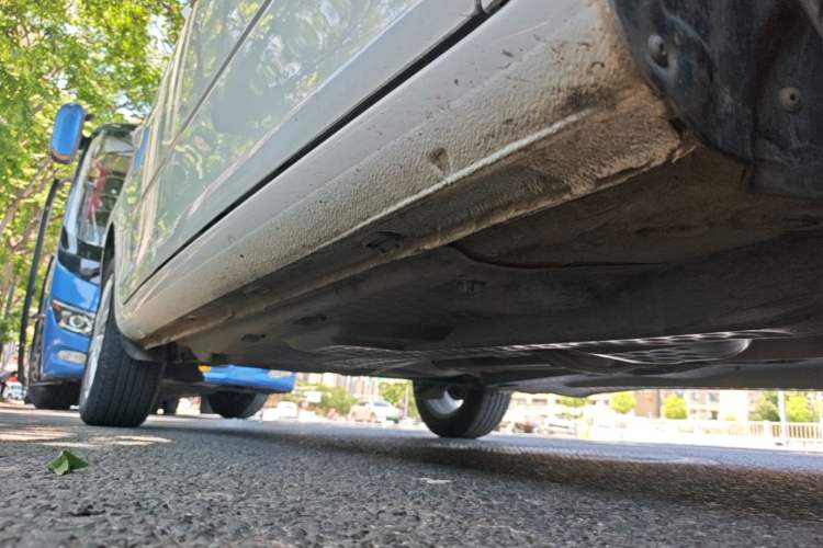 Used Skoda Fabia 2014 1.4L Automatic Crystal Edition Right Side Sill